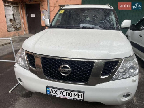 Nissan Patrol 2011