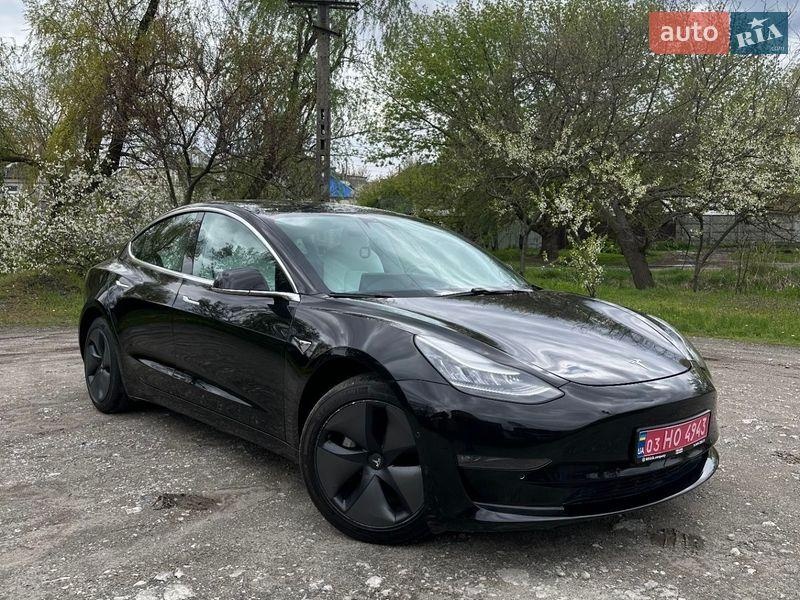 Tesla Model 3 2019