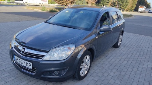 Opel Astra 2010