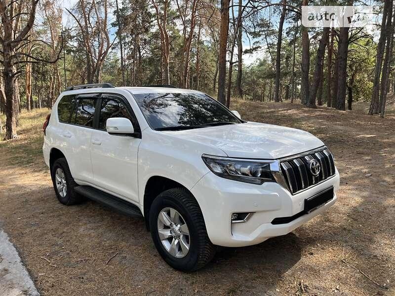 Toyota Land Cruiser Prado 2017