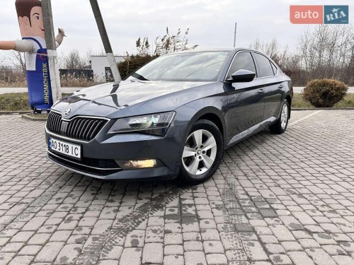 Skoda Superb 2016
