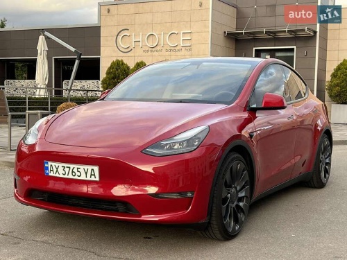 Tesla Model Y 2023