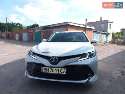 Toyota Camry 2019