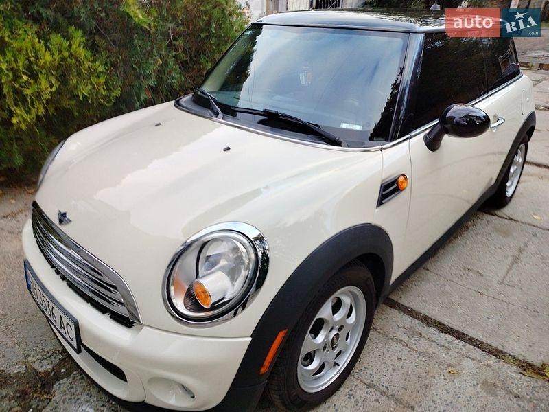 MINI Cooper 2012