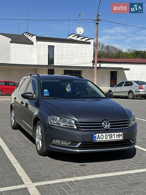Volkswagen Passat 2011