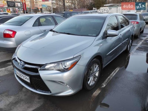 Toyota Camry 2015