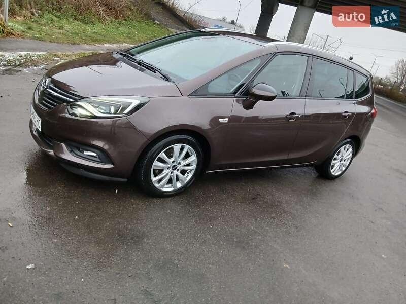 Opel Zafira 2018