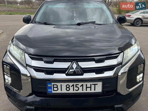 Mitsubishi Outlander Sport 2019