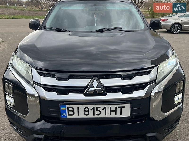 Mitsubishi Outlander Sport 2019
