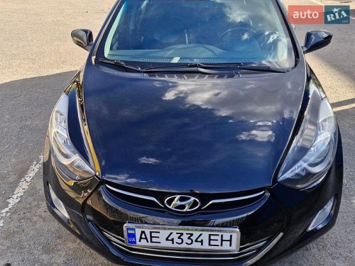Hyundai Elantra 2013