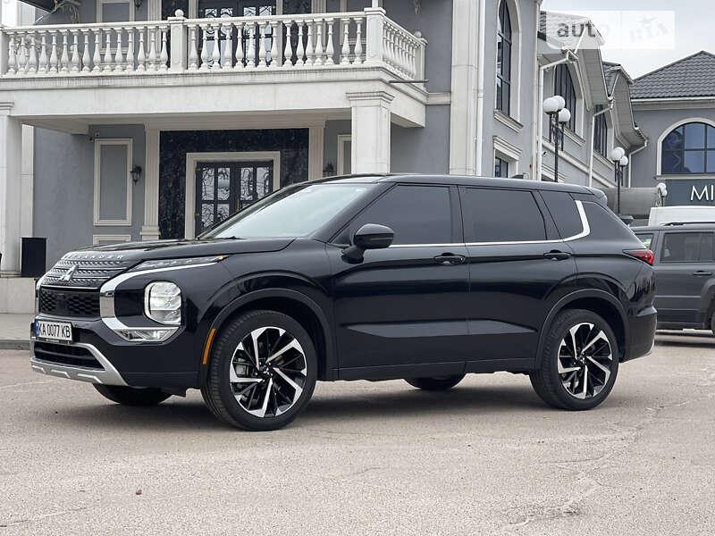 Mitsubishi Outlander 2022