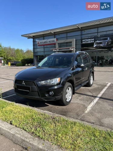 Mitsubishi Outlander 2010