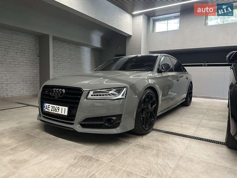 Audi S8 2017