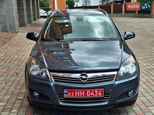 Opel Astra 2010