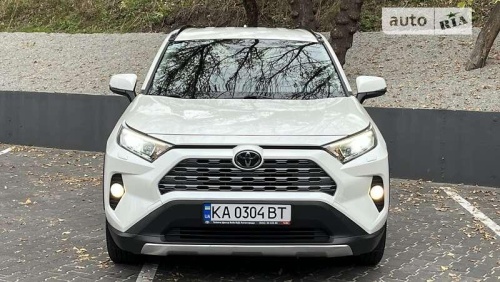 Toyota RAV4 2021