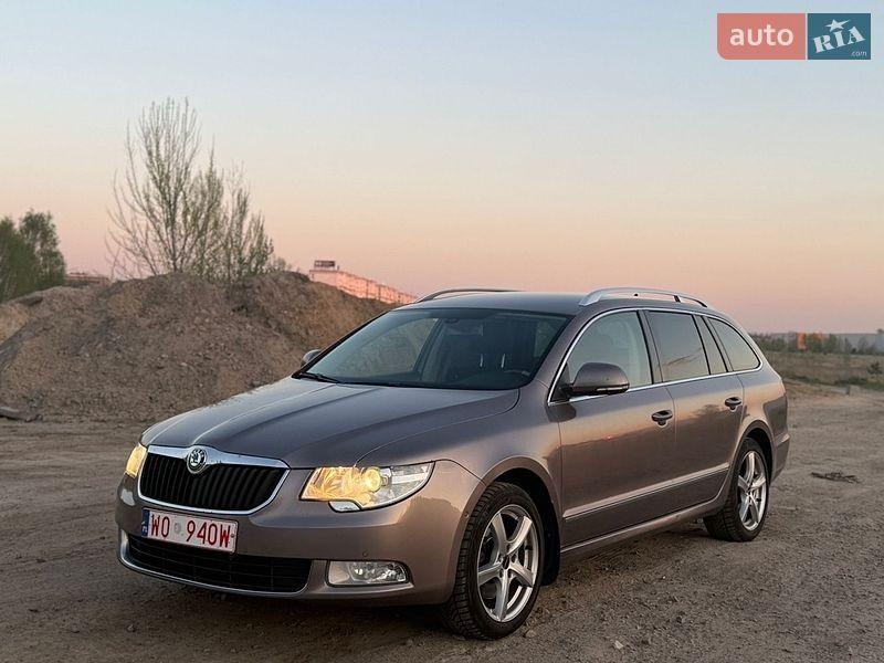 Skoda Superb 2012