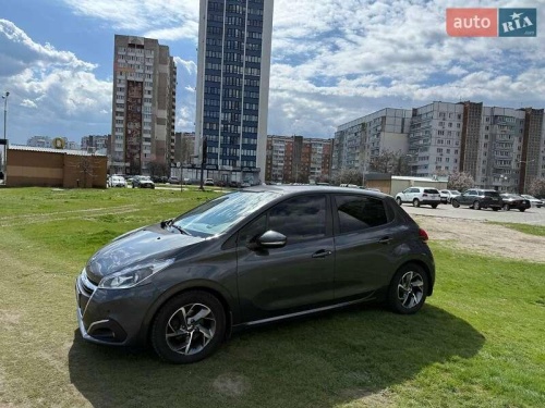 Peugeot 208 2017