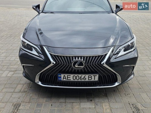 Lexus ES 2018