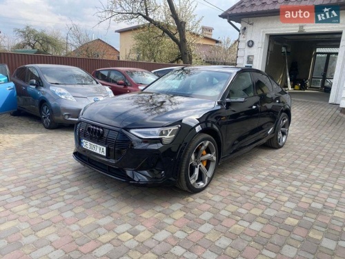 Audi e-tron 2022