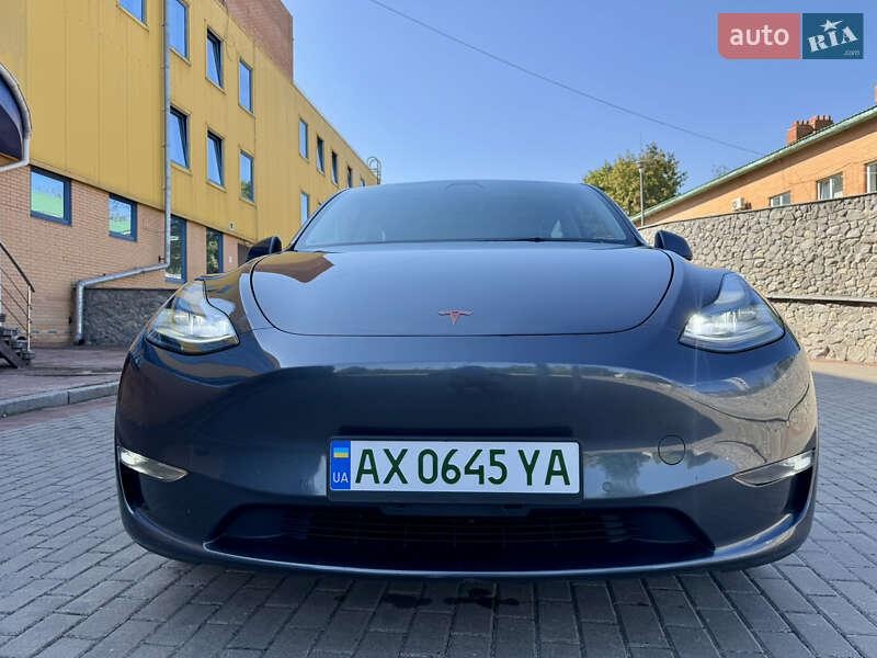 Tesla Model Y 2021
