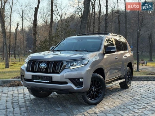 Toyota Land Cruiser Prado 2021