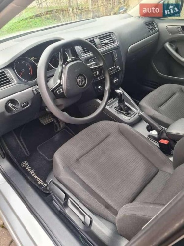 Volkswagen Jetta 2015