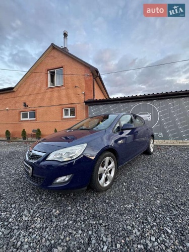 Opel Astra 2010