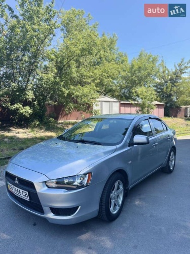 Mitsubishi Lancer 2011