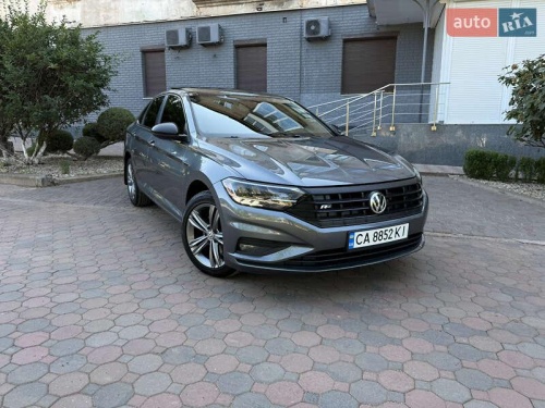 Volkswagen Jetta 2019