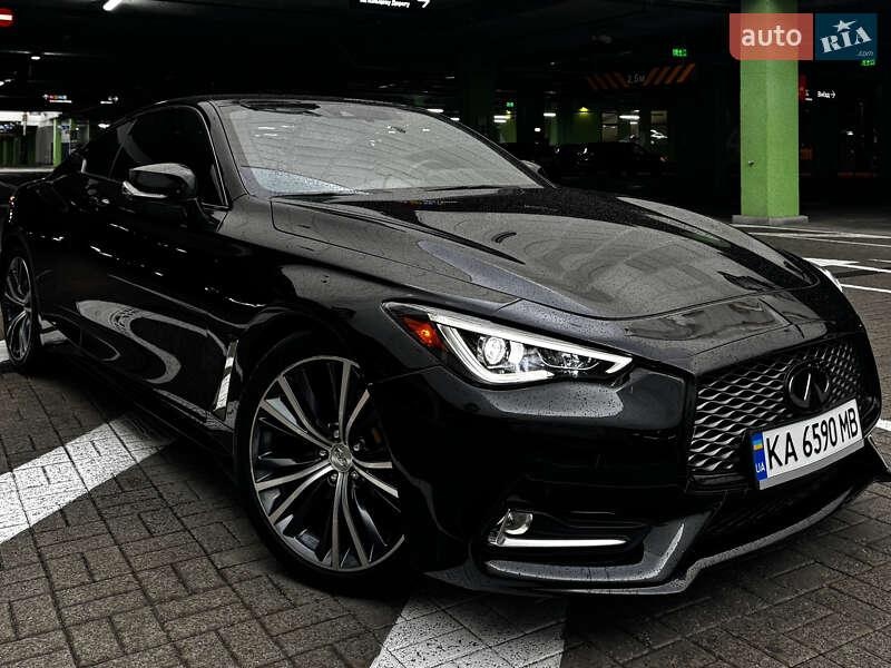 Infiniti Q60 2019