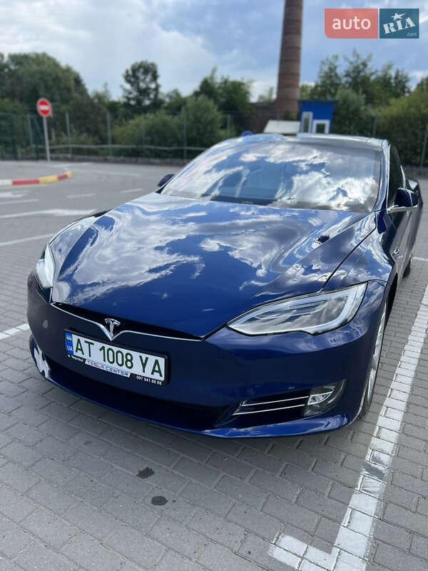 Tesla Model S 2018