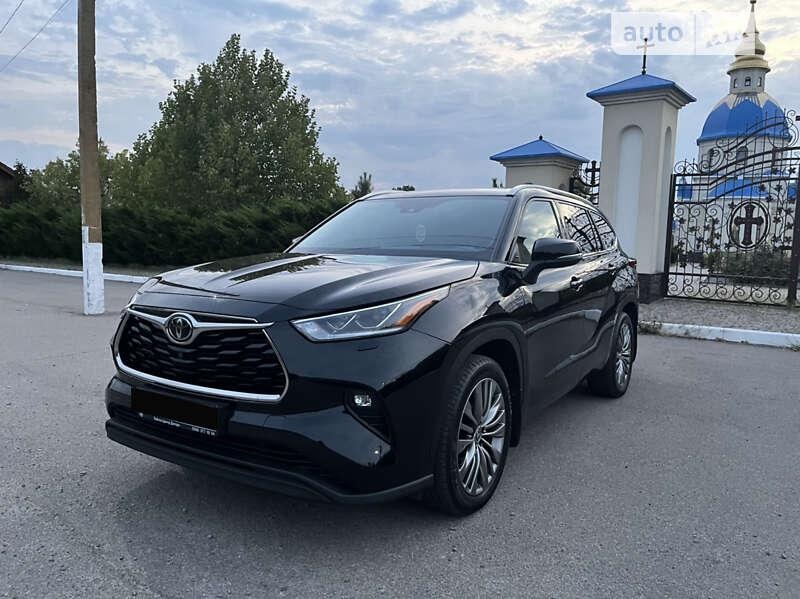 Toyota Highlander 2020