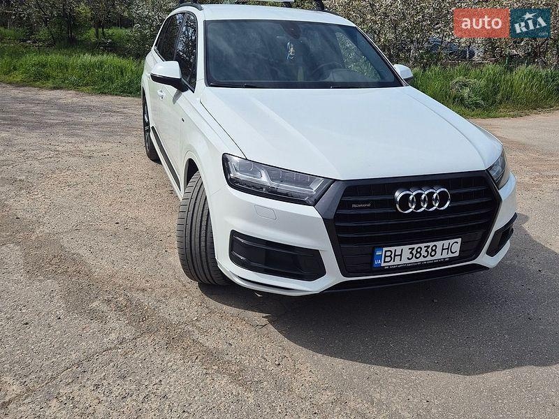 Audi Q7 2016