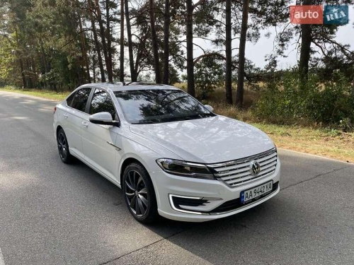 Volkswagen e-Lavida 2019