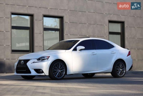 Lexus IS 2013