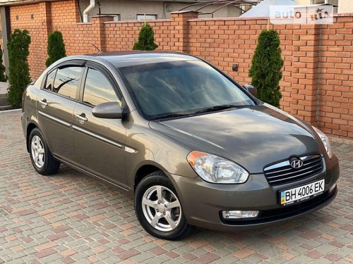 Hyundai Accent 2009