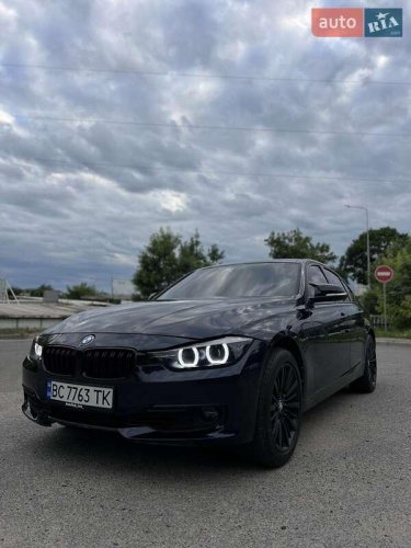 BMW 3 Series 2012