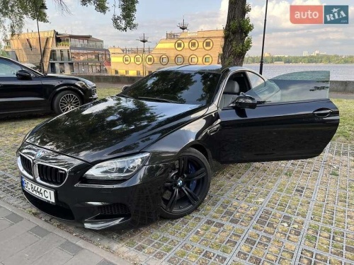BMW M6 2012