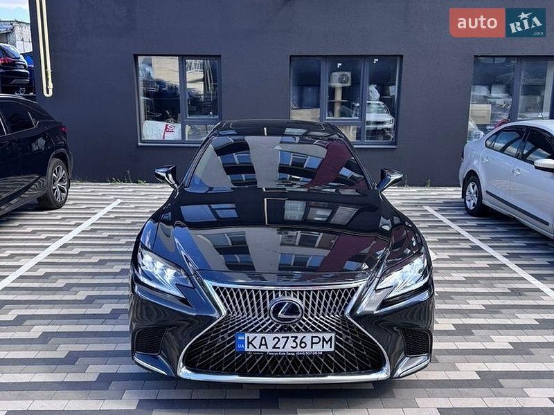 Lexus LS 2018