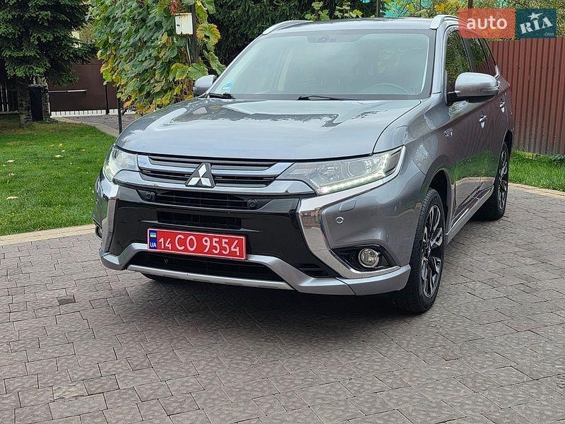 Mitsubishi Outlander 2015