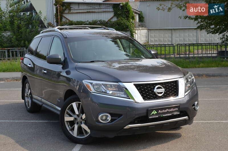 Nissan Pathfinder 2014