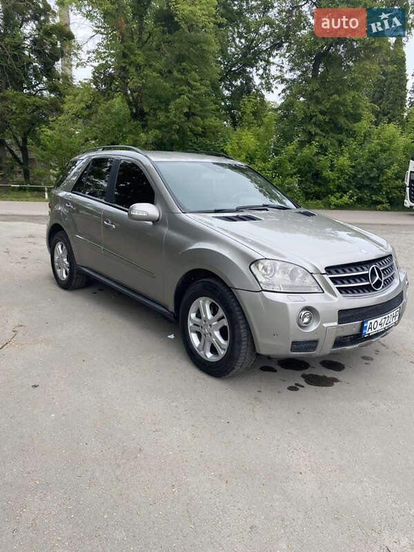 Mercedes-Benz M-Class 2008