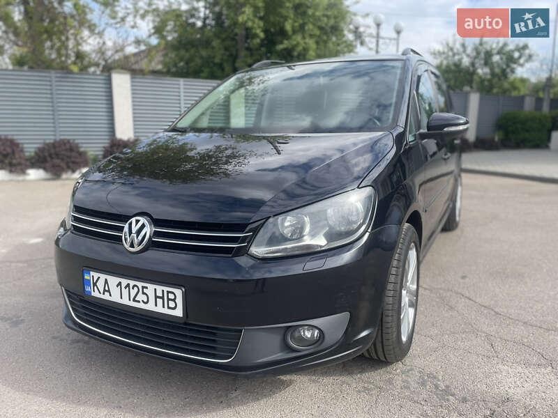 Volkswagen Touran 2011
