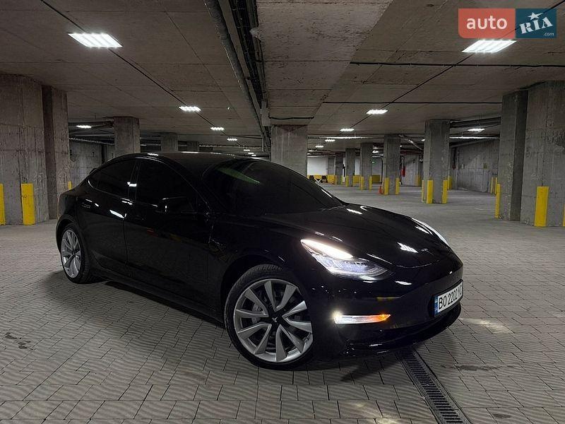 Tesla Model 3 2018
