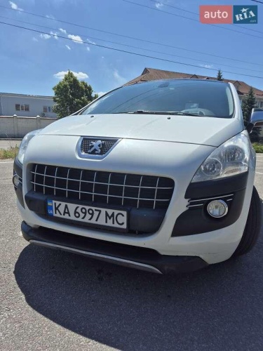 Peugeot 3008 2011