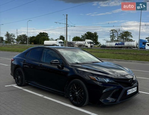 Toyota Camry 2018