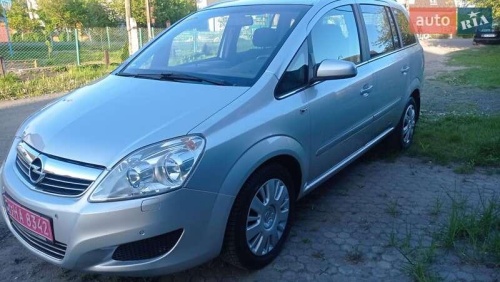 Opel Zafira 2009