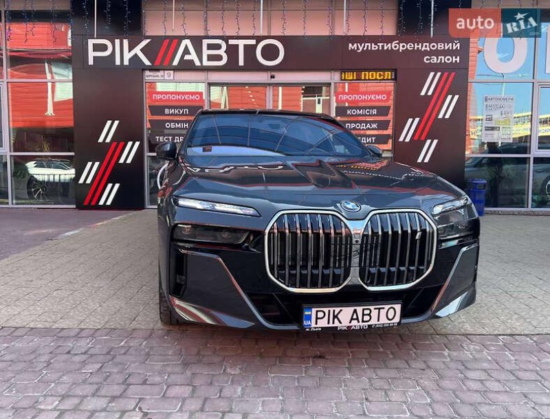 BMW i7 2022
