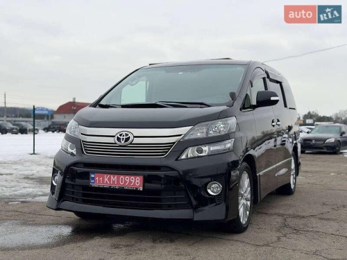Toyota Vellfire 2013