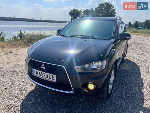 Mitsubishi Outlander 2010